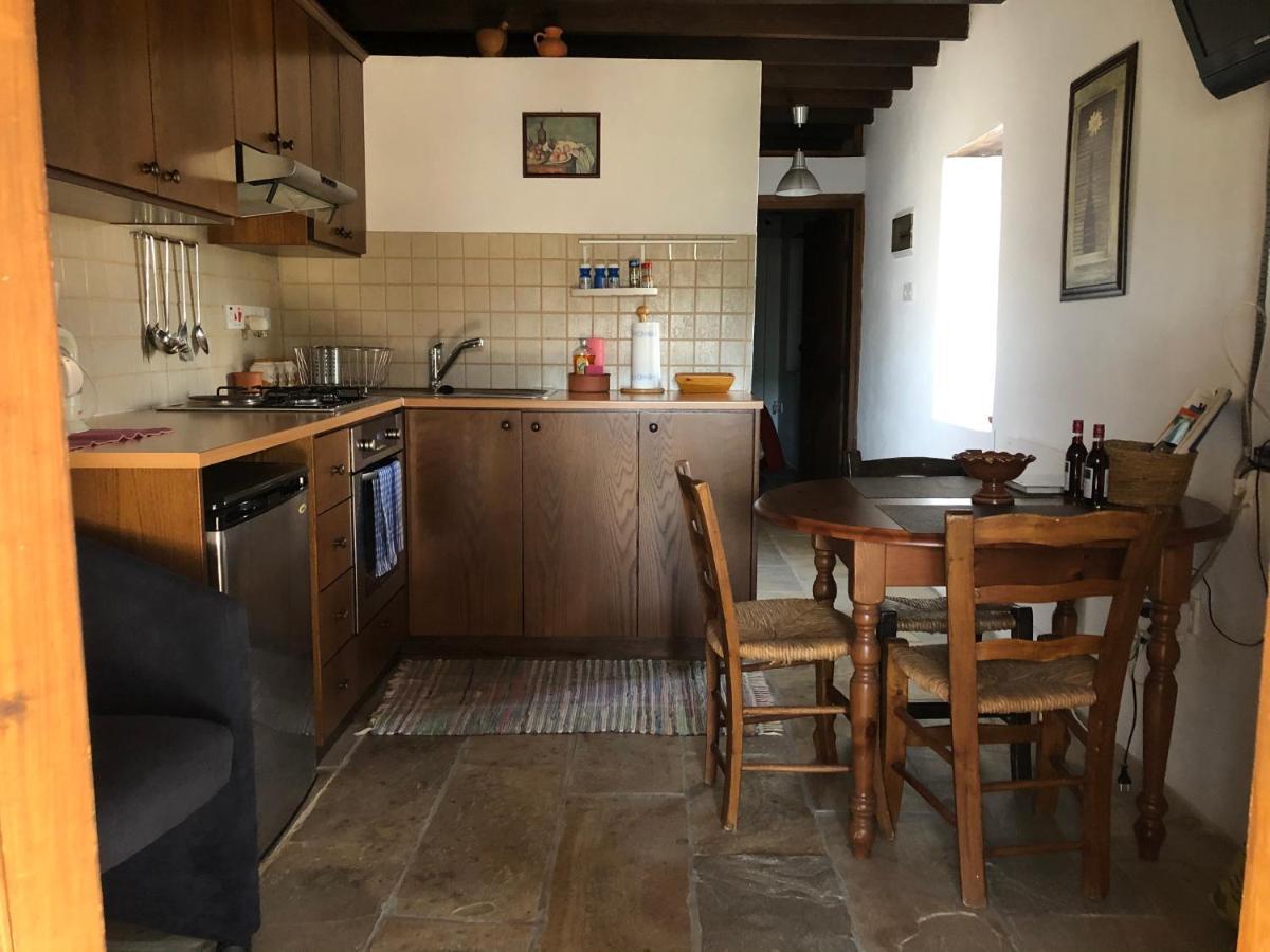 Anoi 1-Bedroom Country House Episkopi  Экстерьер фото